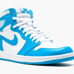 Air Jordan 1 Retro High UNC (GS) - Image 3