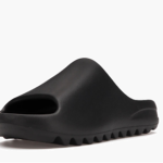 Adidas Yeezy Slide Onyx - Image 3