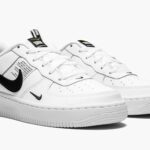Nike Airforce1 LV8 Utility GS - Image 2