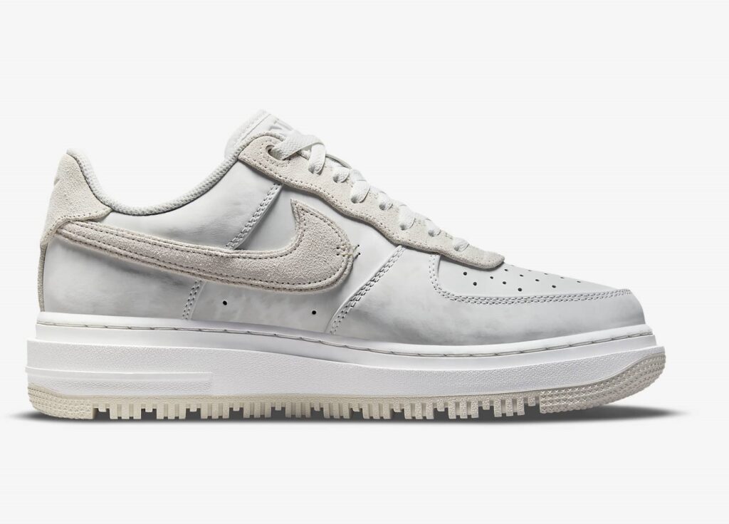 Air Force 1 Luxe ‘Summit White”