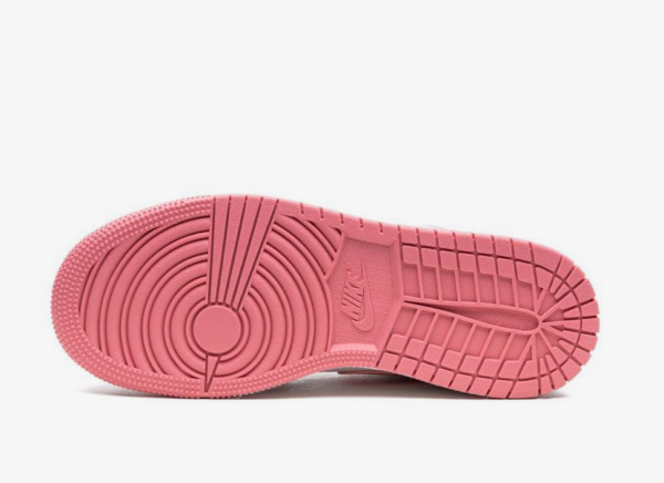 Jordan 1 Low Desert Berry sneakers