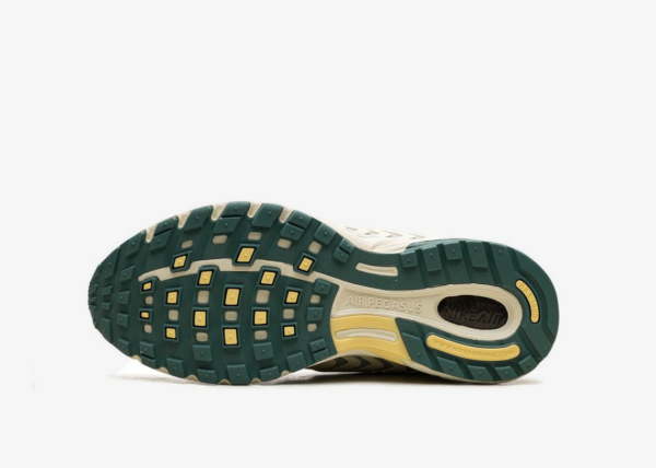Nike Air Pegasus 2K5 Bicoastal Sneakers