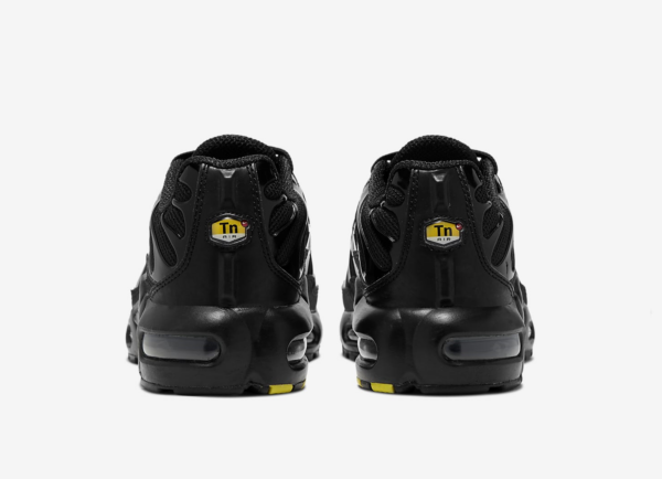Nike_Air_Max_Plus_Drift_Black