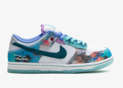 Nike_x_Futura_Laboratories_SB_Dunk_Low_Bleached_Aqua_Sneakers