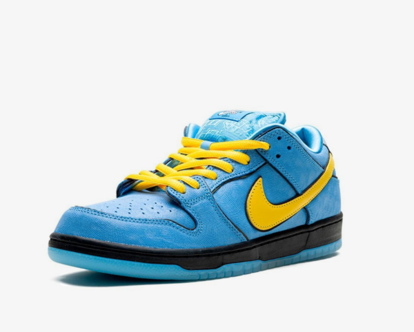 Nike_x_Powerpuff_Girls_SB_Dunk_Bubbles_Sneaker